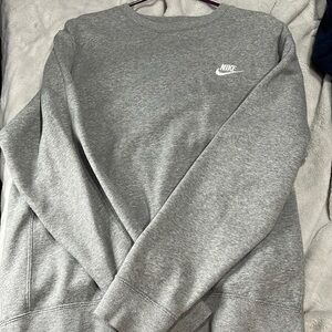 Gray nike crewneck sweater